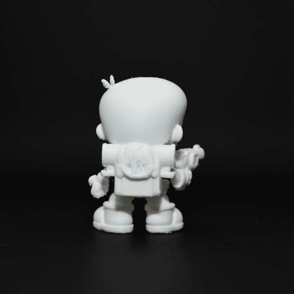 Figurină 3D Armed Boy de pictat, stil Funko Pop, cu detalii expresive și accesorii. Fabricată din material eco-friendly, ideală pentru colecționari, creativitate și joacă.